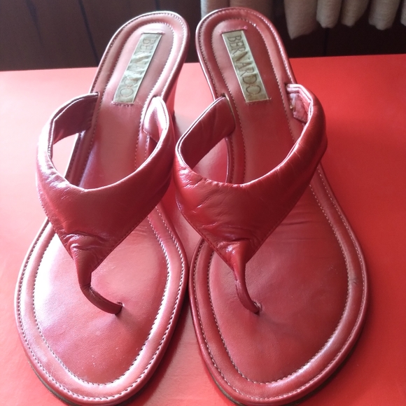 Bernardo 'Pam' Red Leather Wedge T-Strap Sandal | Size 10M - Picture 2 of 6